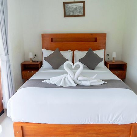 Bisbis House Iseh Village Selat Экстерьер фото