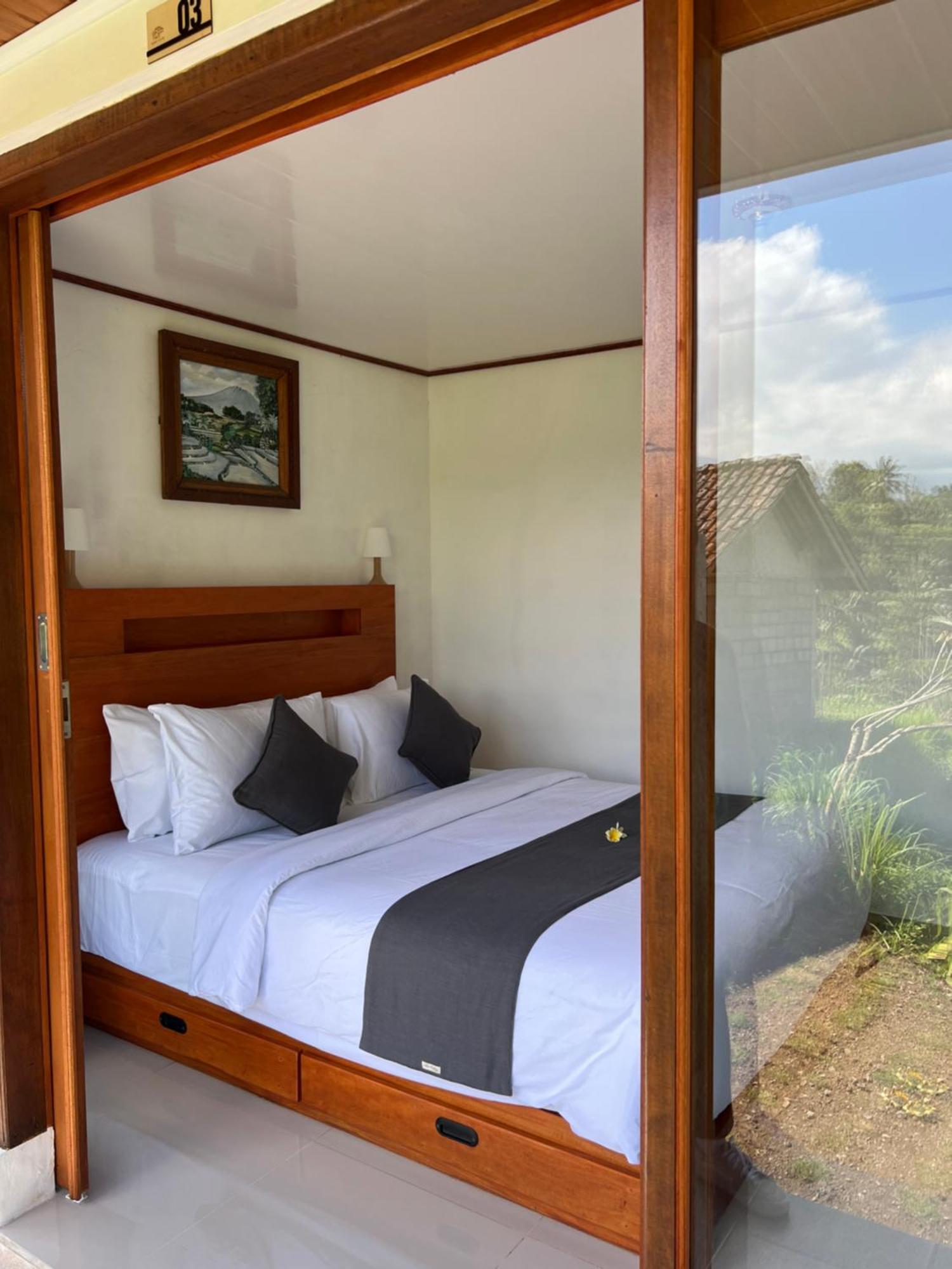 Bisbis House Iseh Village Selat Экстерьер фото