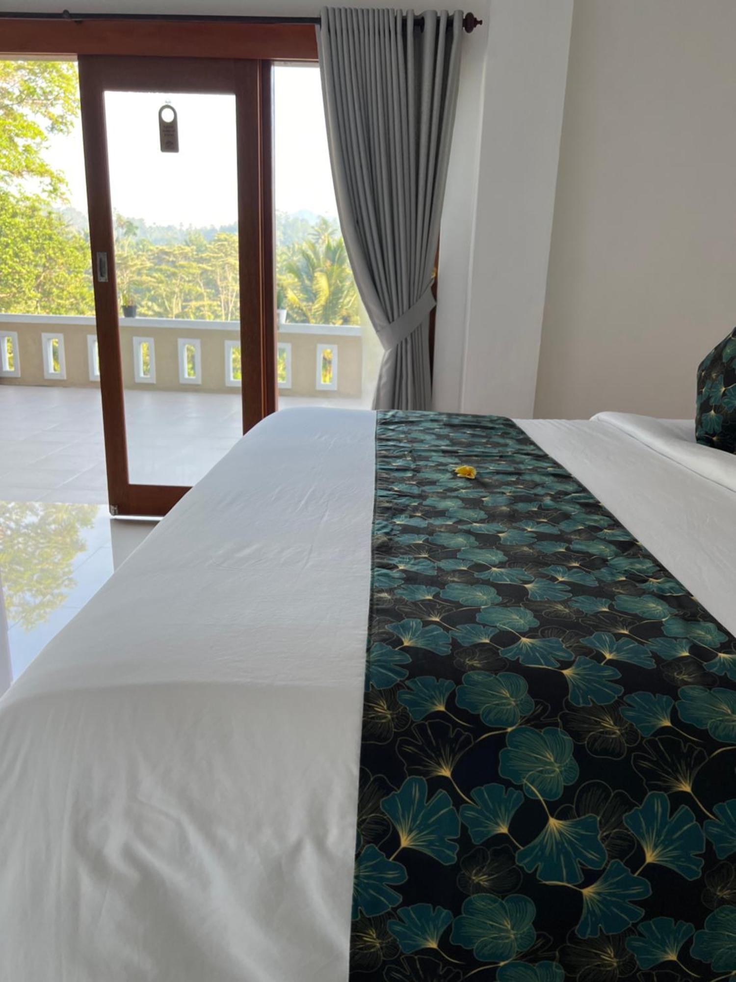 Bisbis House Iseh Village Selat Экстерьер фото