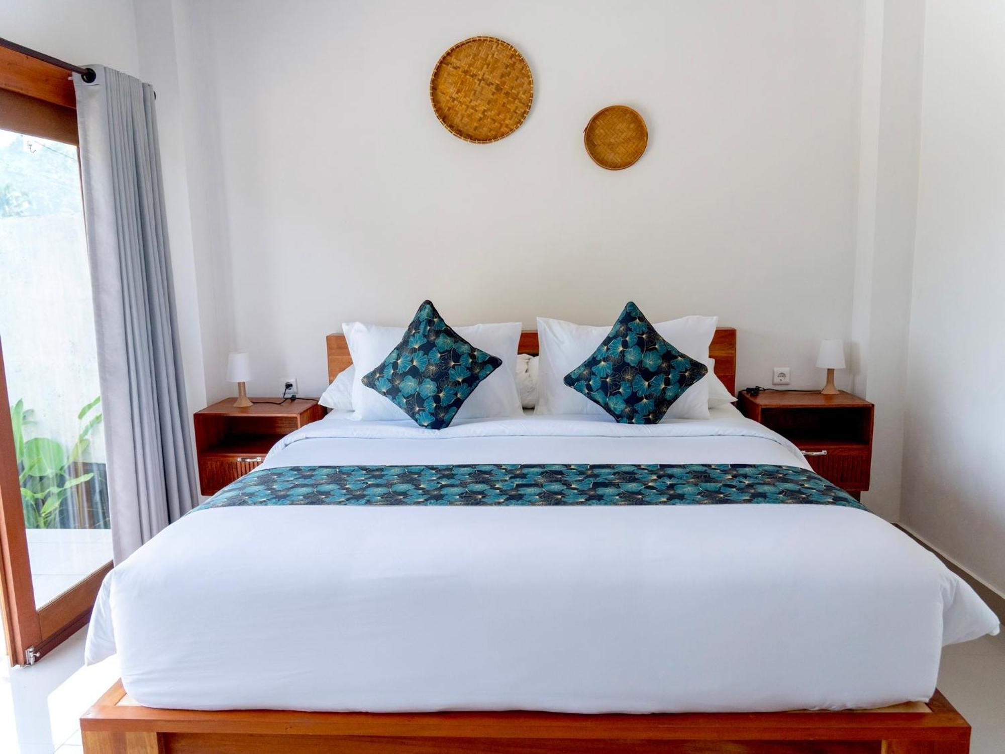 Bisbis House Iseh Village Selat Экстерьер фото